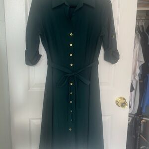 Elegant Forest Green Button-Down 3/4 Sleeves Dress